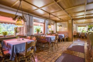 Cafe Dörfl - Restaurant -Cafe, Kiefersfelden